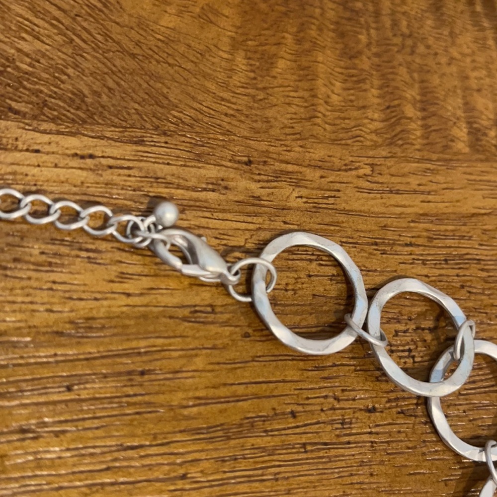 Shell circle necklace - Picture 4 of 8